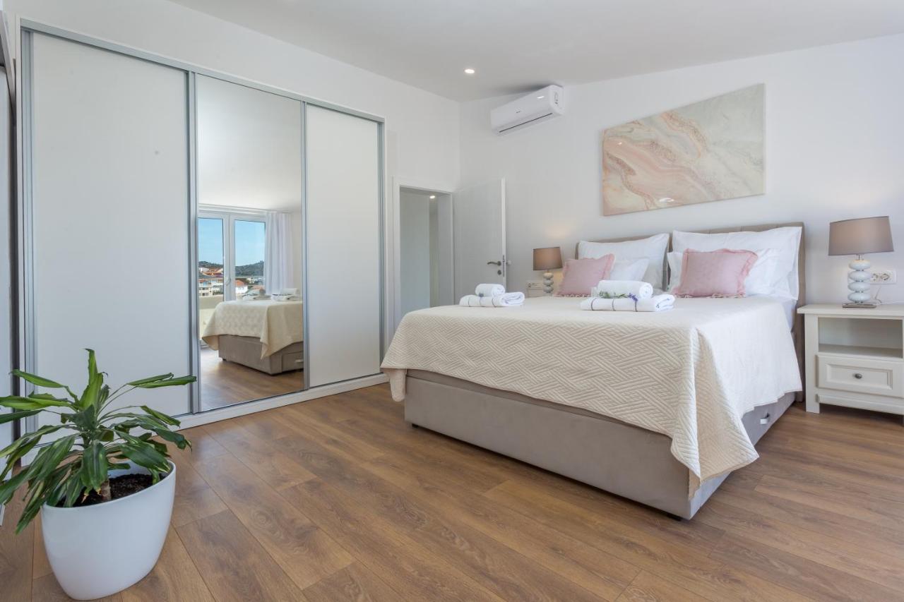 Ferienwohnung Golden View Penthouse Hvar Town Exterior foto