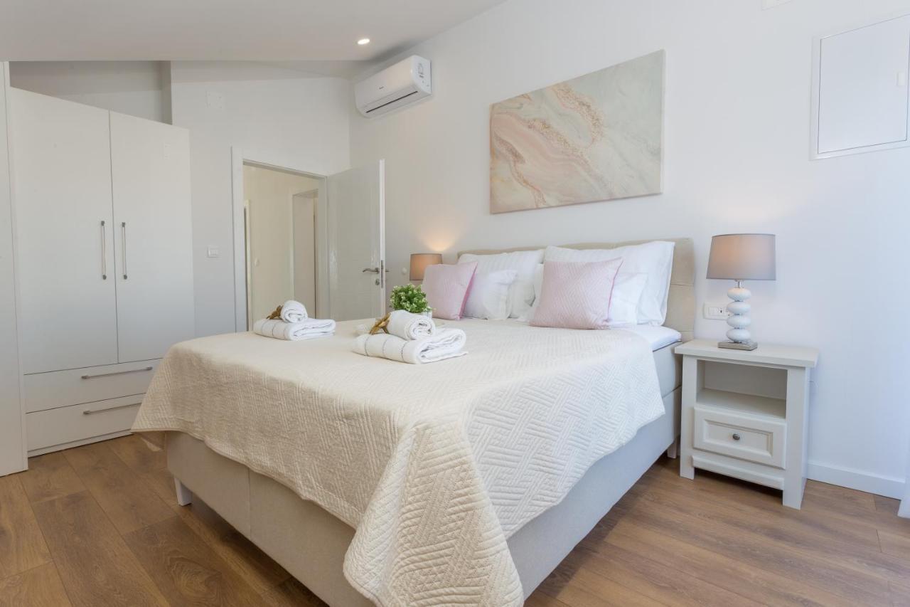 Ferienwohnung Golden View Penthouse Hvar Town Exterior foto
